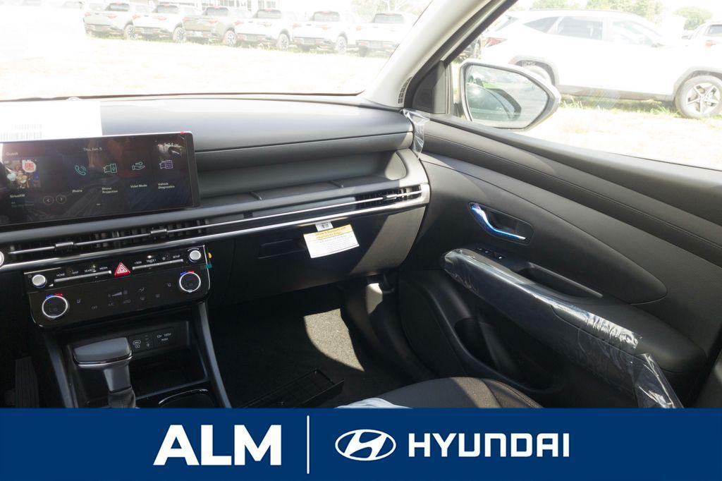 new 2025 Hyundai Tucson car, priced at $29,995