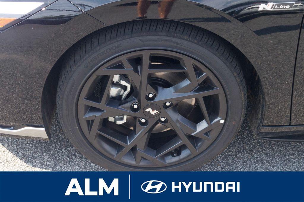 new 2025 Hyundai Elantra car, priced at $28,453