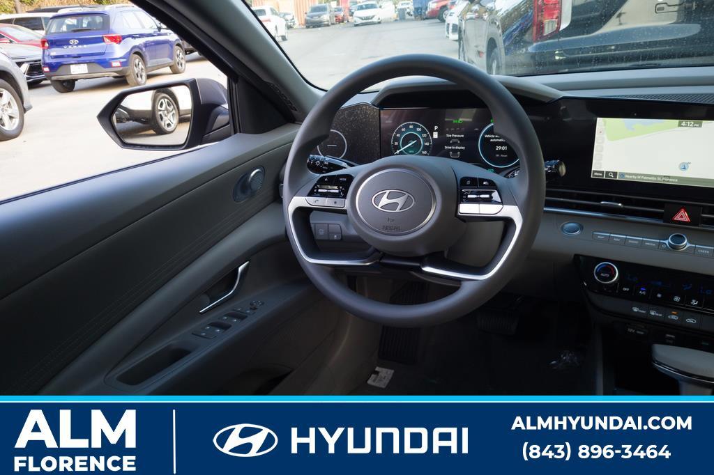 new 2024 Hyundai Elantra HEV car, priced at $25,155