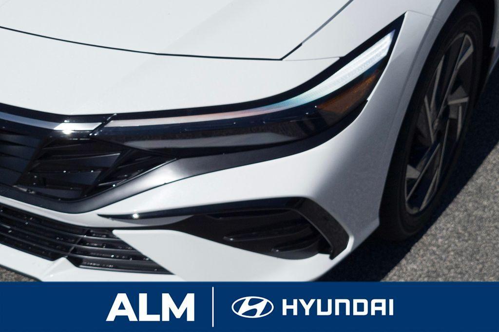 new 2025 Hyundai Elantra car, priced at $23,995