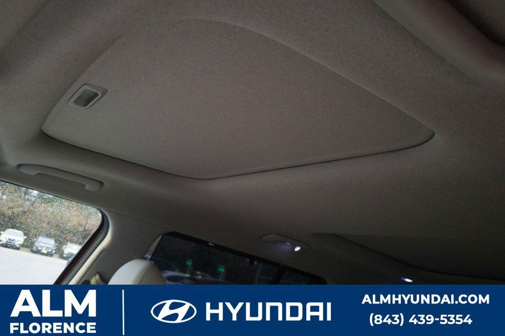 new 2025 Hyundai Santa Fe HEV car, priced at $43,995