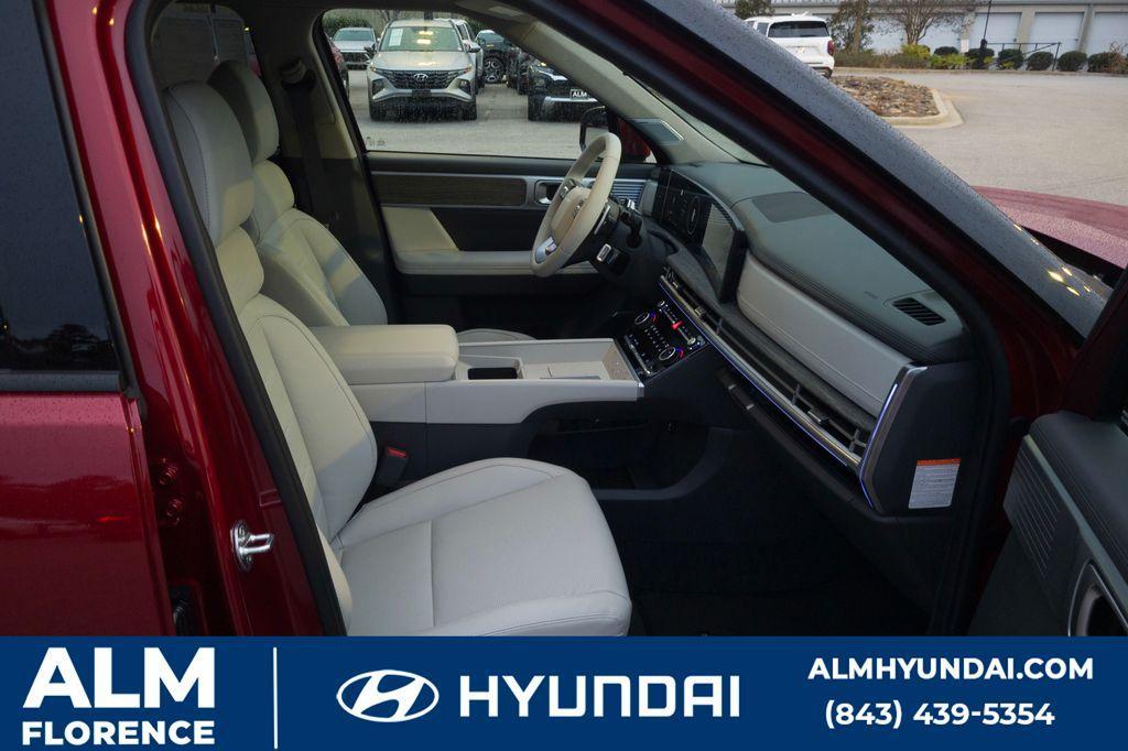 new 2025 Hyundai Santa Fe HEV car, priced at $43,995