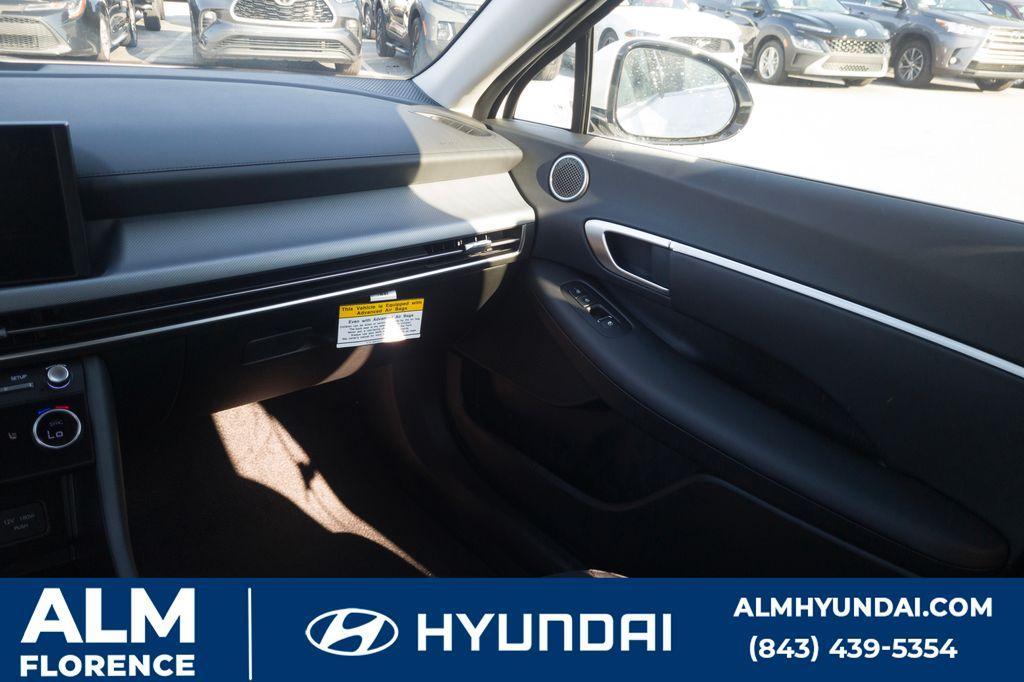 new 2025 Hyundai Sonata car, priced at $28,995