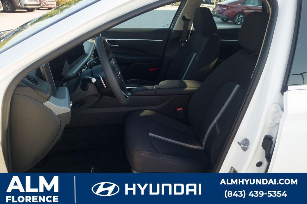 new 2025 Hyundai Sonata car, priced at $28,995