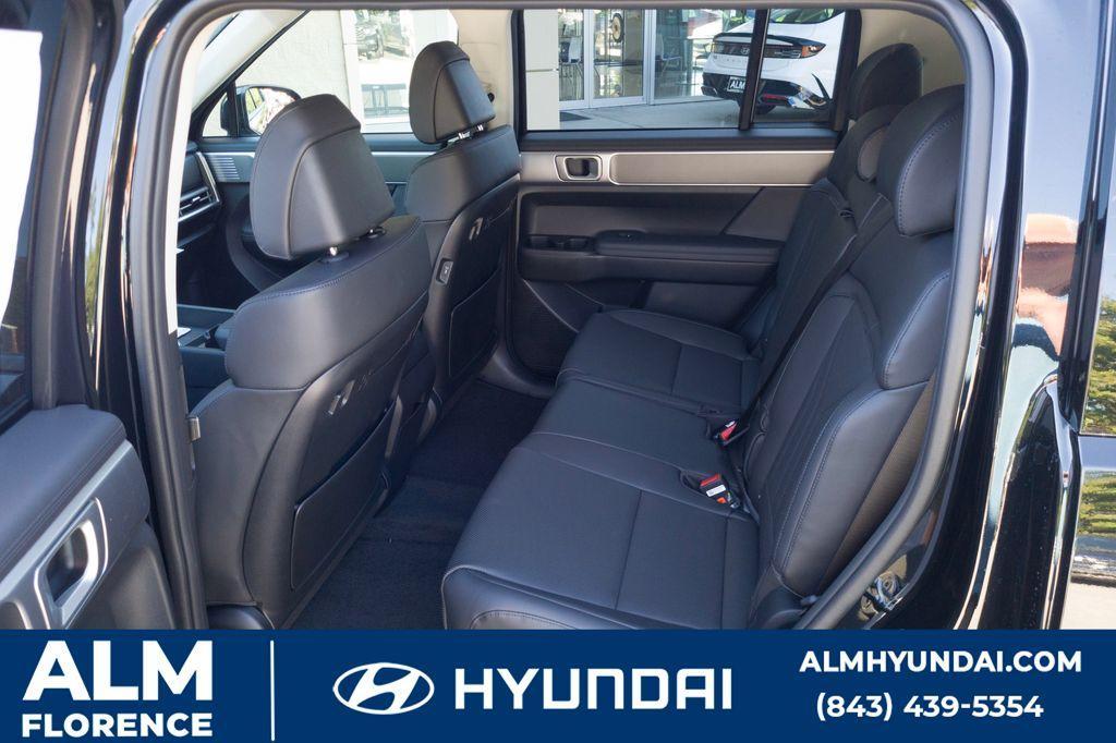 new 2025 Hyundai Santa Fe HEV car, priced at $36,995