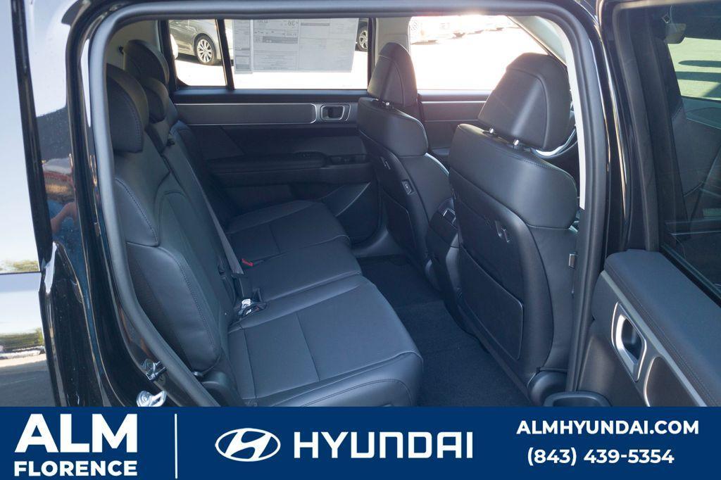 new 2025 Hyundai Santa Fe HEV car, priced at $36,995