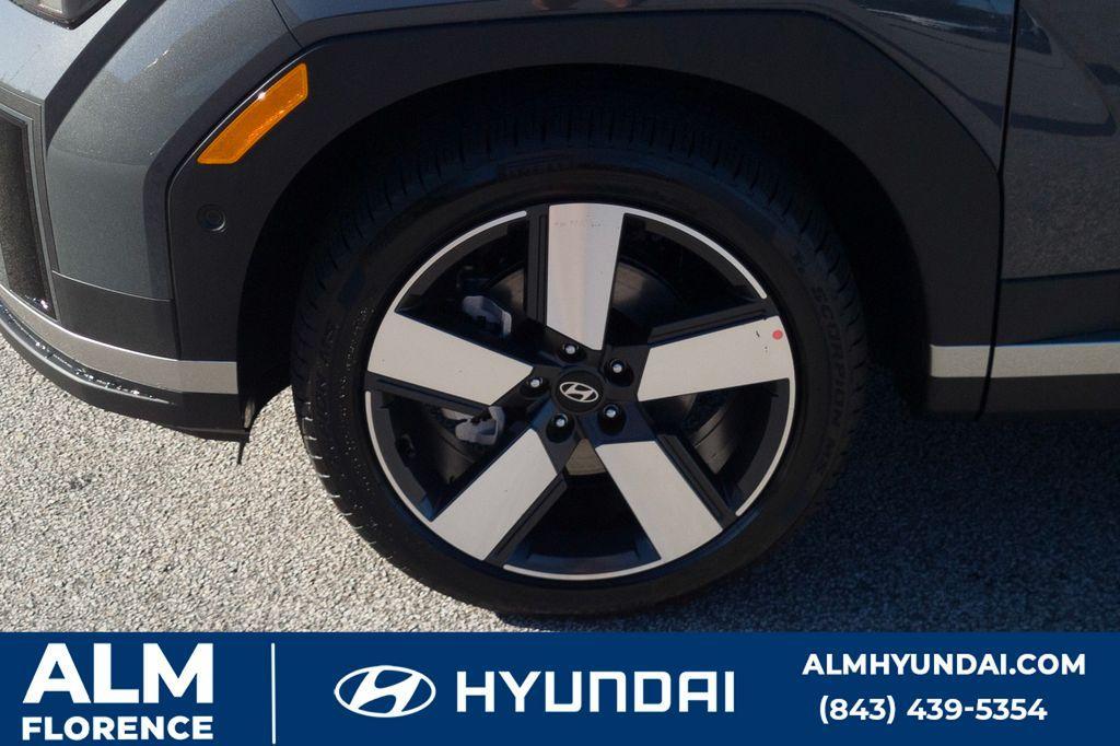 new 2025 Hyundai Santa Fe HEV car, priced at $43,615