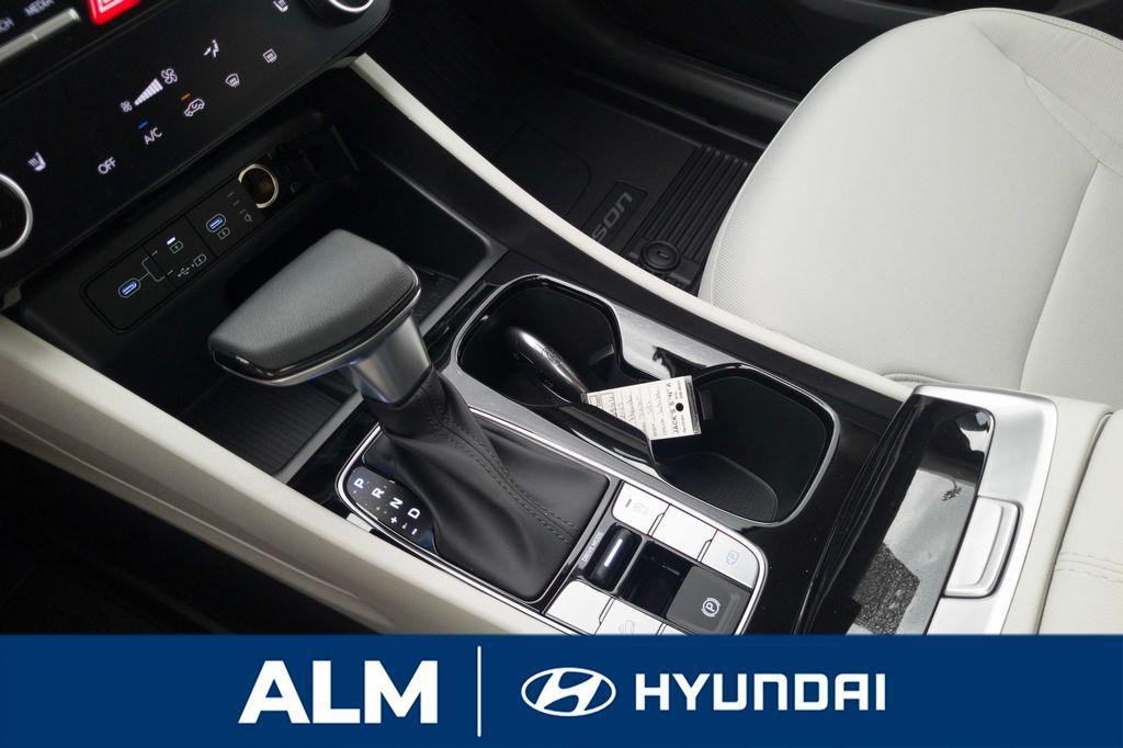 new 2025 Hyundai Tucson car, priced at $28,995