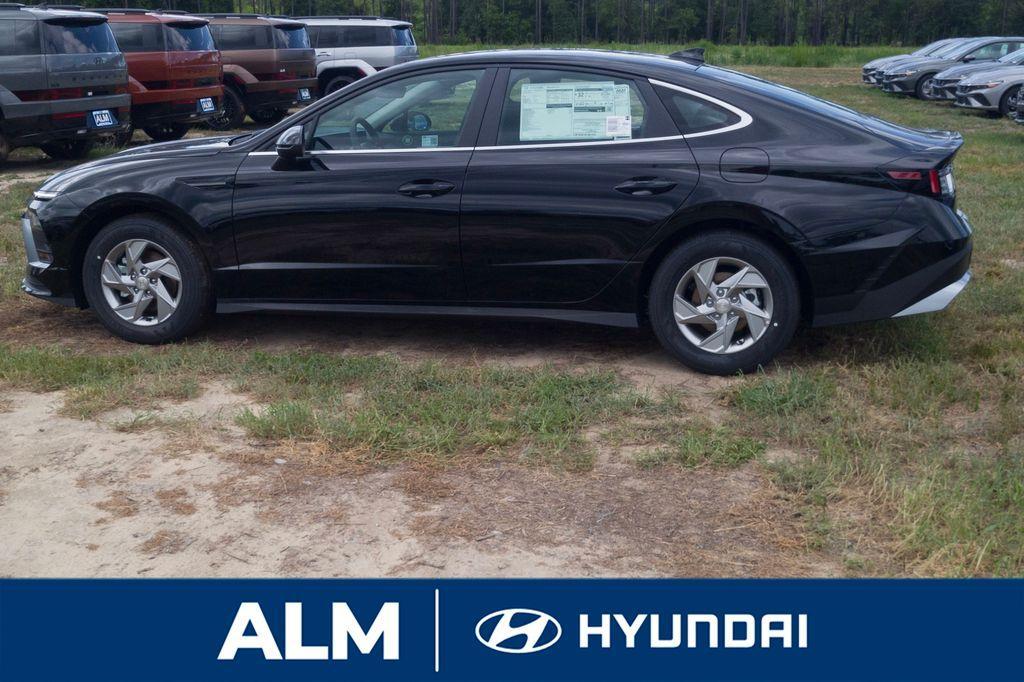 new 2025 Hyundai Sonata car, priced at $25,415