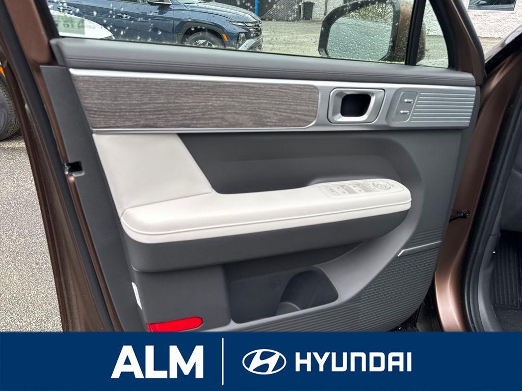 new 2025 Hyundai SANTA FE HEV car, priced at $41,495