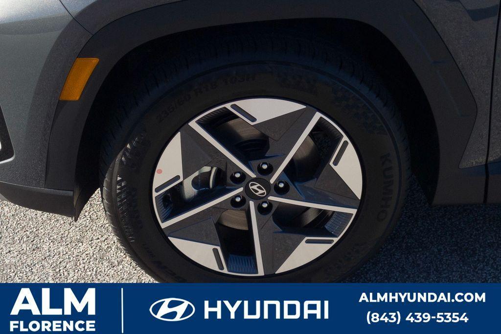 new 2025 Hyundai Tucson car, priced at $31,995