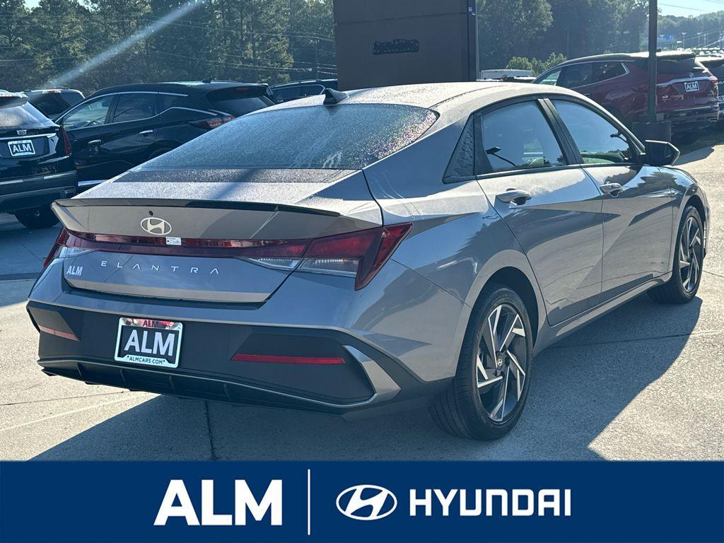 new 2025 Hyundai Elantra car, priced at $22,637