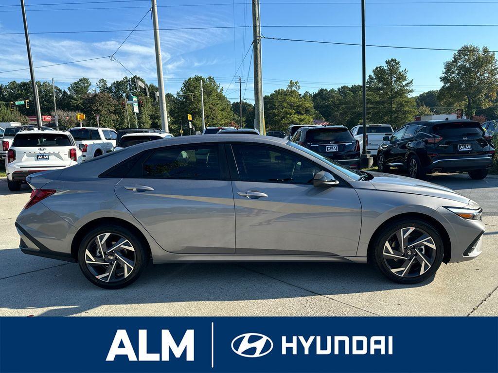 new 2025 Hyundai Elantra car, priced at $22,637