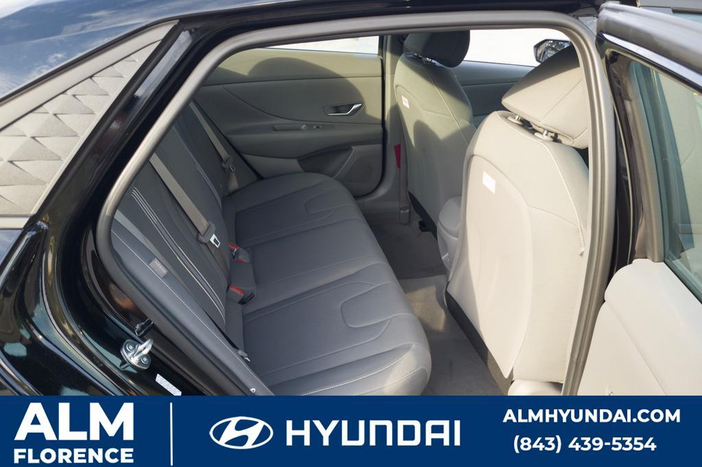 new 2024 Hyundai Elantra HEV car, priced at $22,815