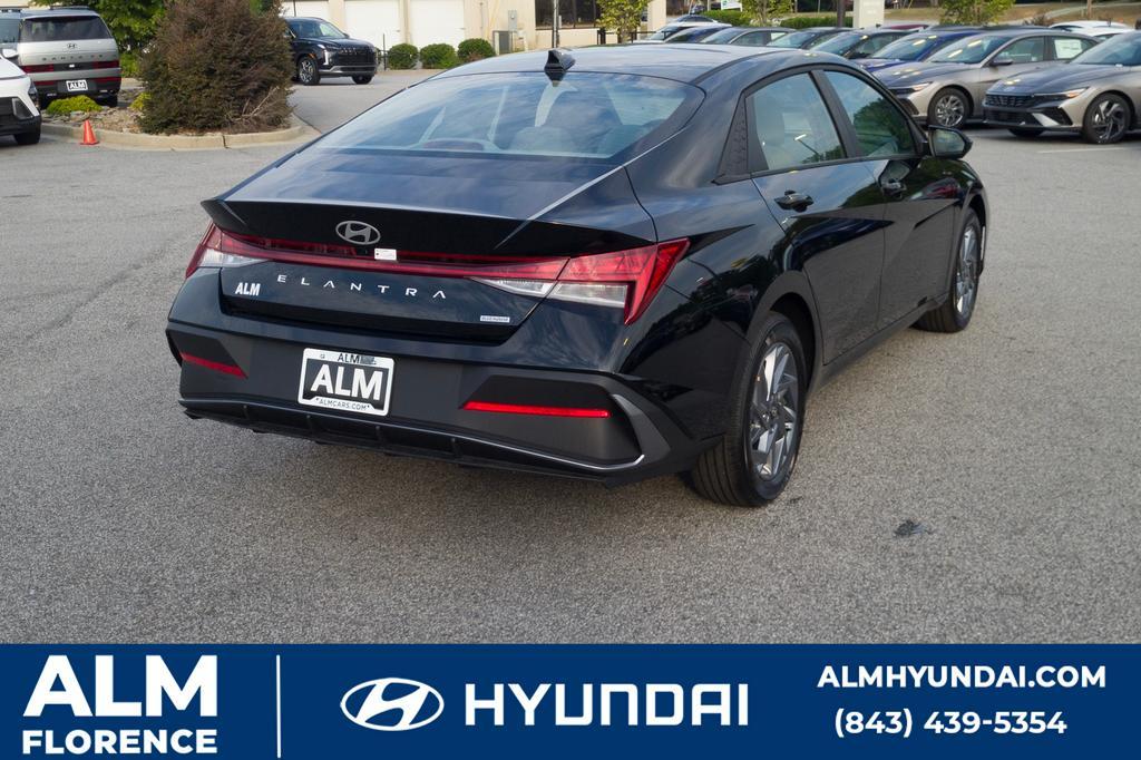 new 2024 Hyundai Elantra HEV car, priced at $22,815