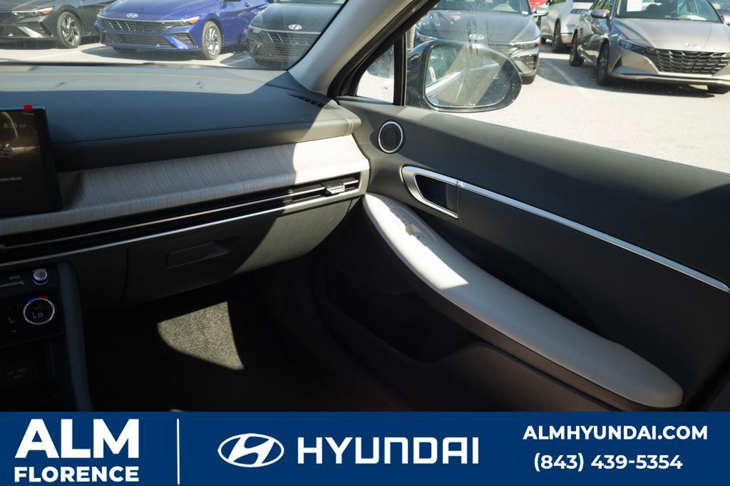 new 2024 Hyundai Sonata Hybrid car, priced at $28,795