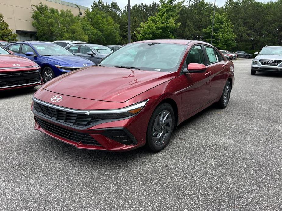 new 2024 Hyundai Elantra car, priced at $22,246