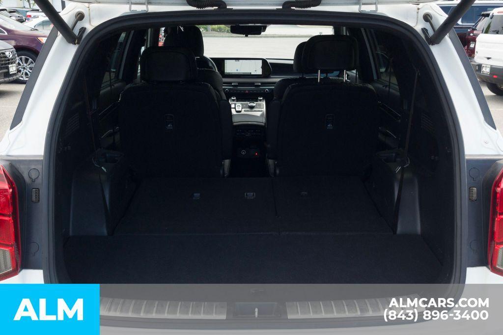 used 2024 Hyundai Palisade car, priced at $37,820