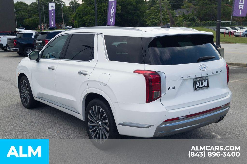 used 2024 Hyundai Palisade car, priced at $37,820