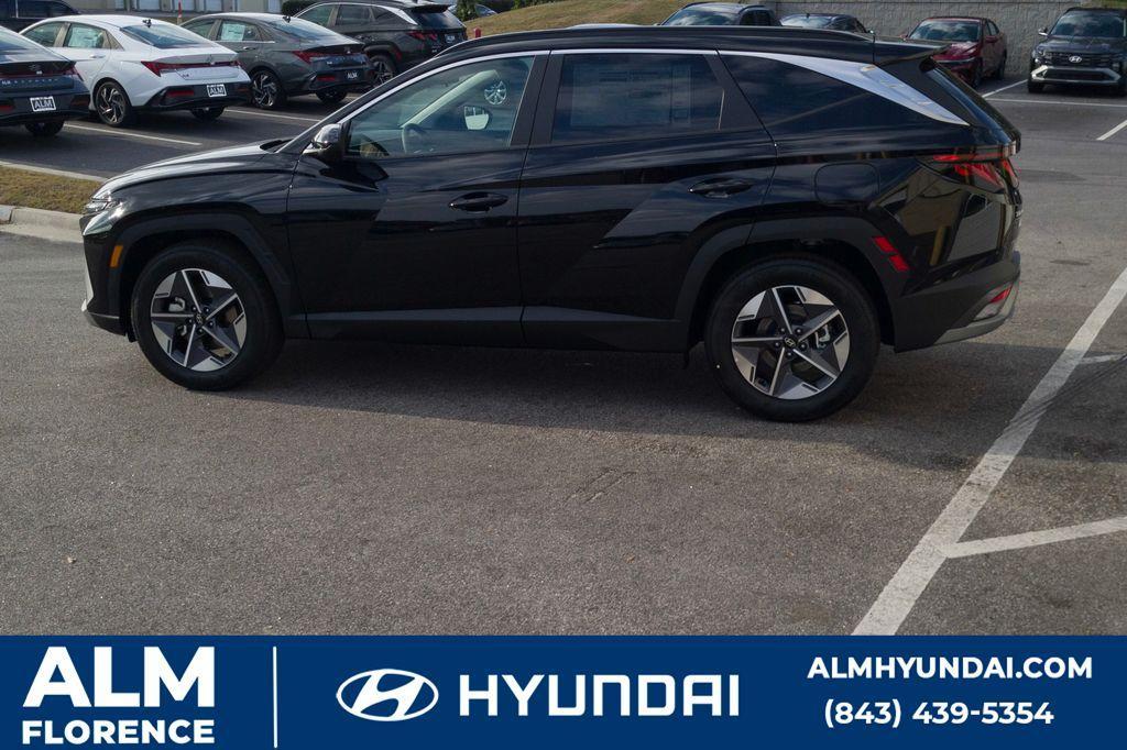 new 2025 Hyundai Tucson car, priced at $29,995