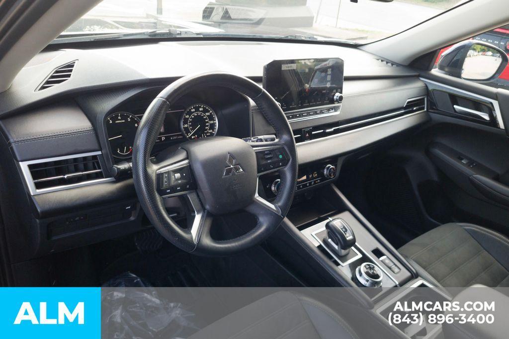 used 2024 Mitsubishi Outlander car, priced at $23,920
