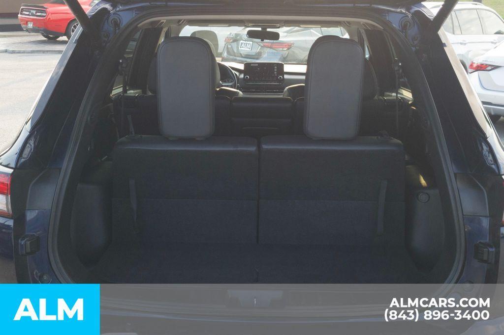 used 2024 Mitsubishi Outlander car, priced at $23,920