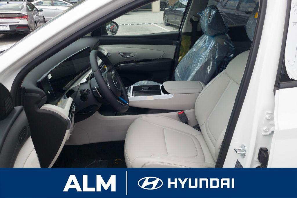 new 2025 Hyundai TUCSON Hybrid car, priced at $38,815