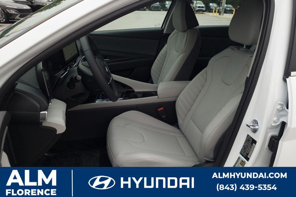 new 2025 Hyundai Elantra car, priced at $25,995