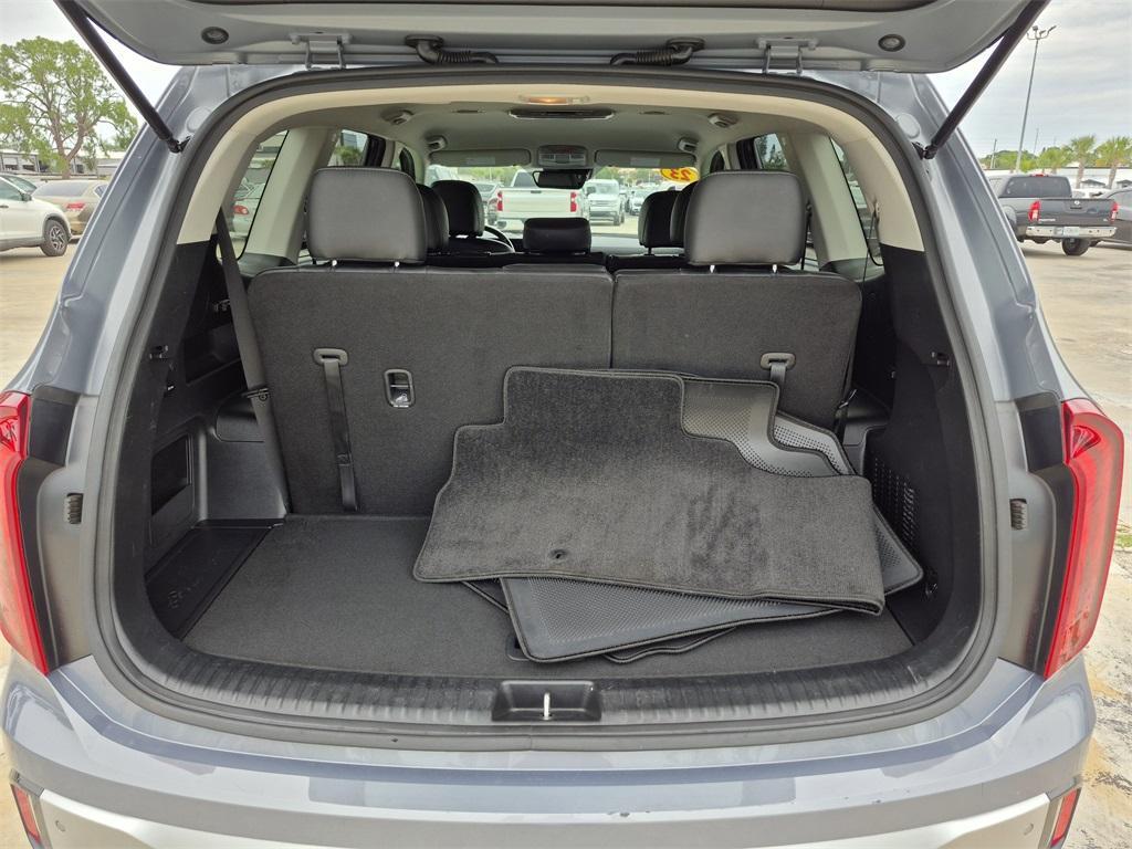 used 2023 Kia Telluride car, priced at $27,952