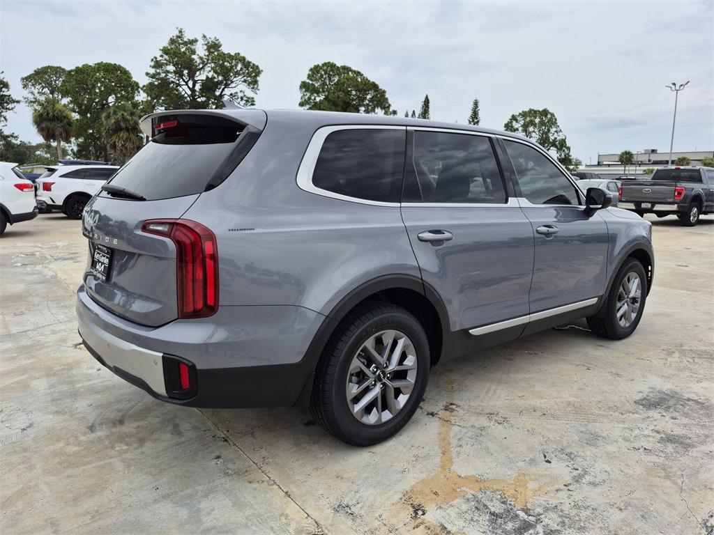 used 2023 Kia Telluride car, priced at $27,952