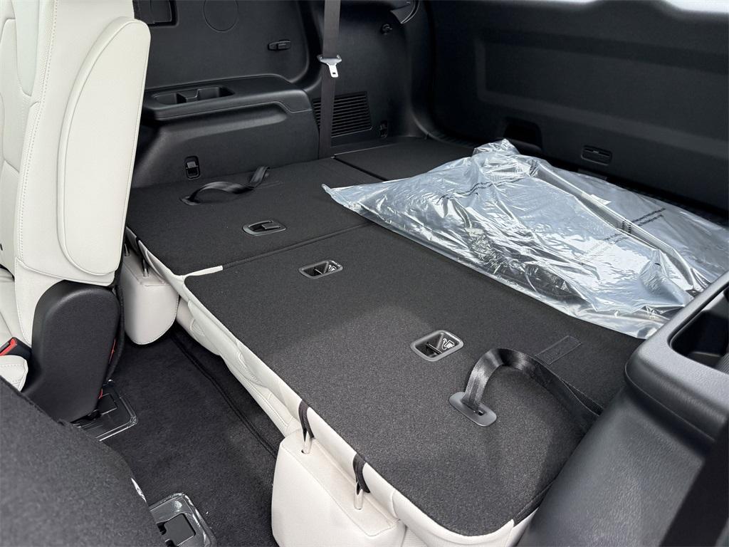 new 2025 Kia Telluride car, priced at $43,030