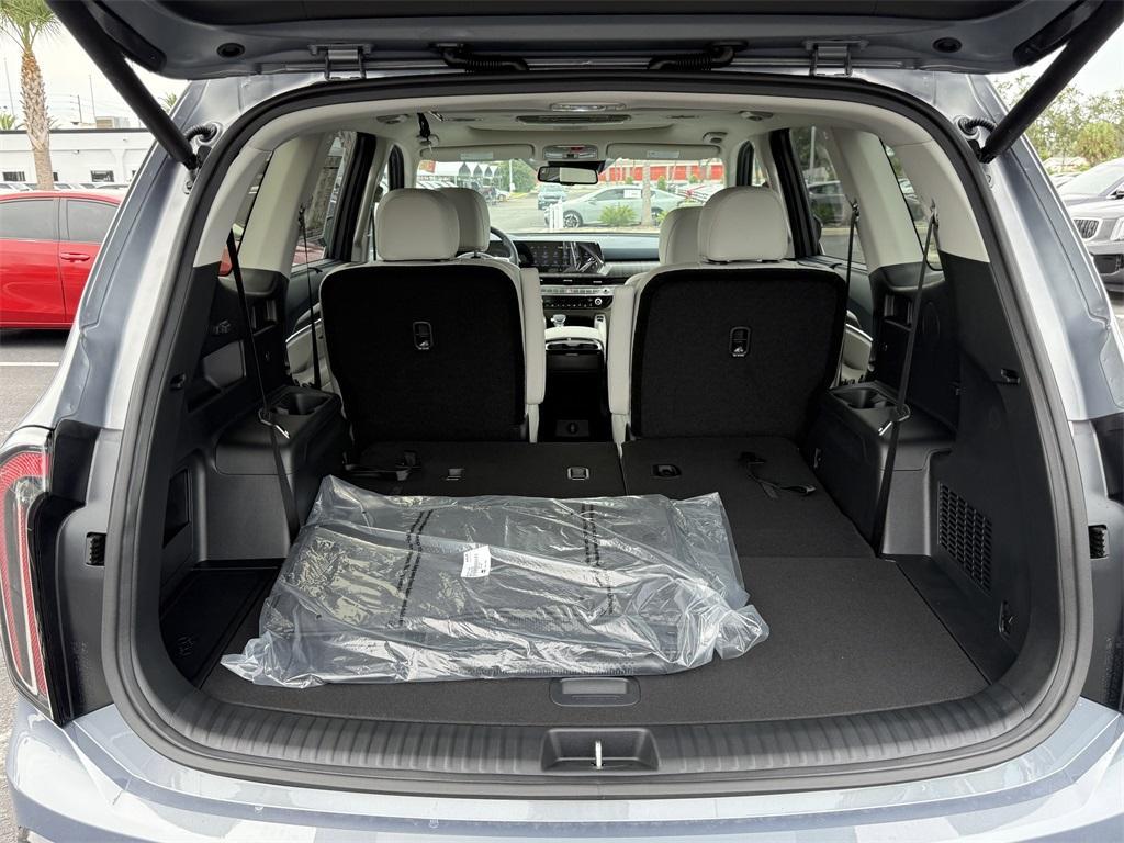 new 2025 Kia Telluride car, priced at $43,030