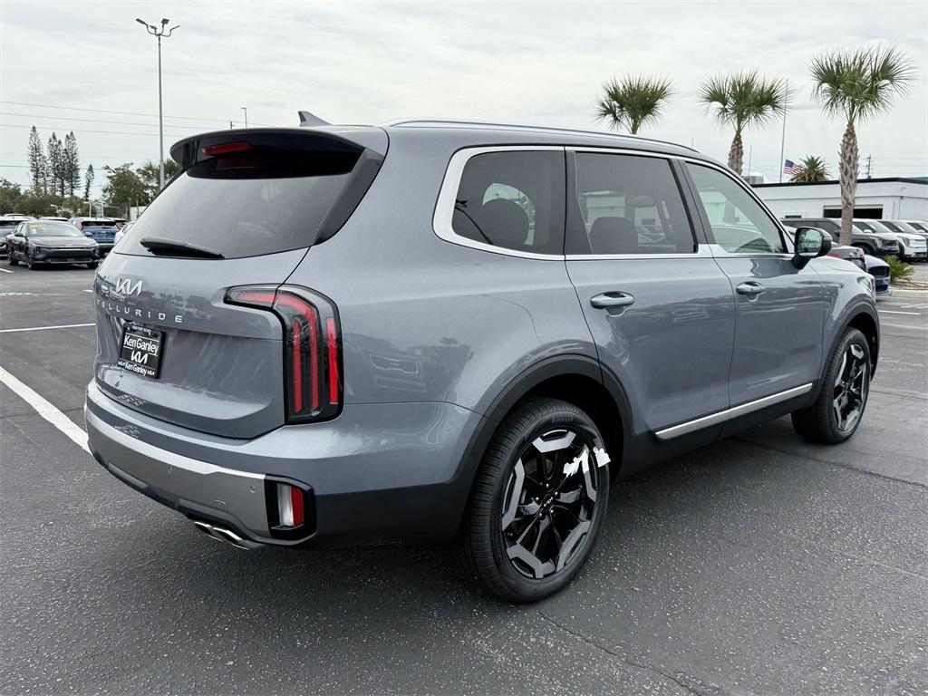 new 2025 Kia Telluride car, priced at $43,030