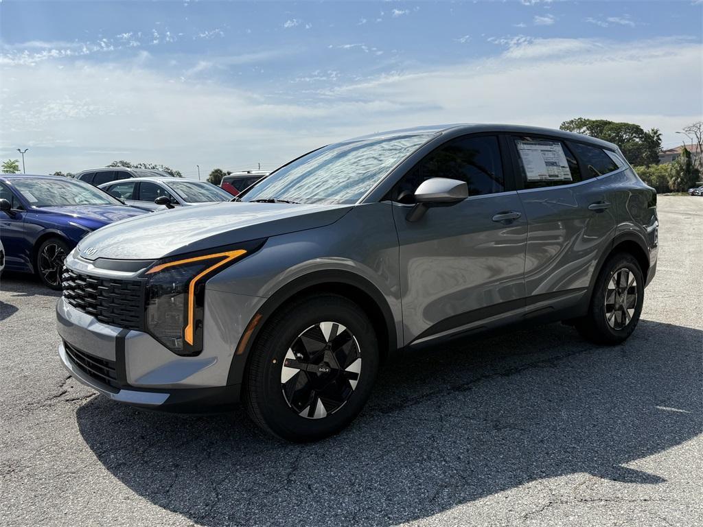 new 2026 Kia Sportage Hybrid car, priced at $28,670