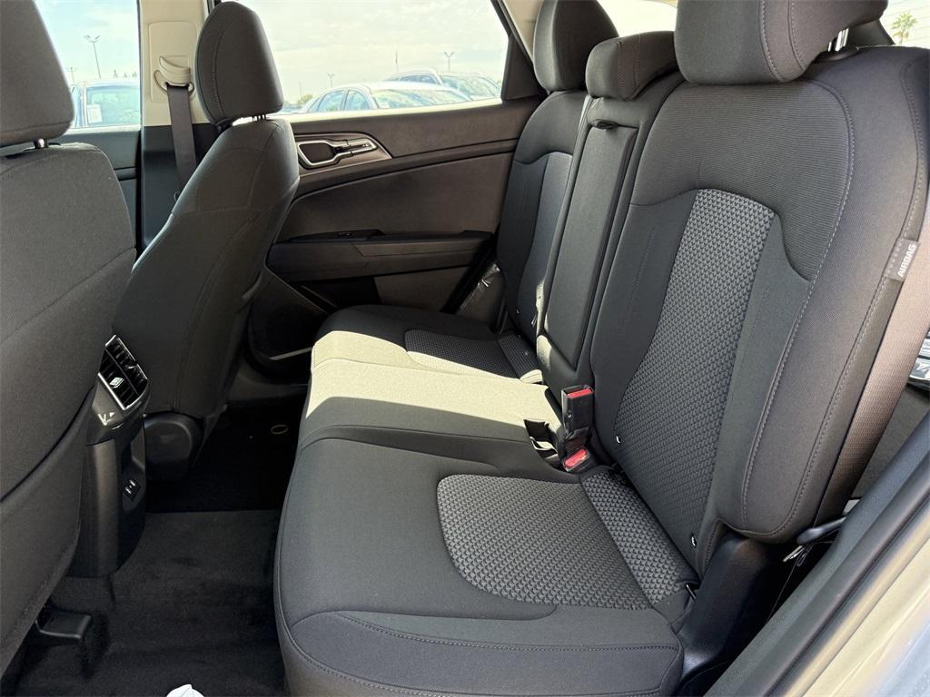new 2026 Kia Sportage Hybrid car, priced at $28,670