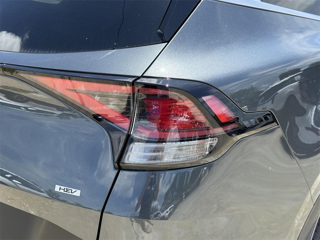 new 2025 Kia Sportage Hybrid car, priced at $30,355