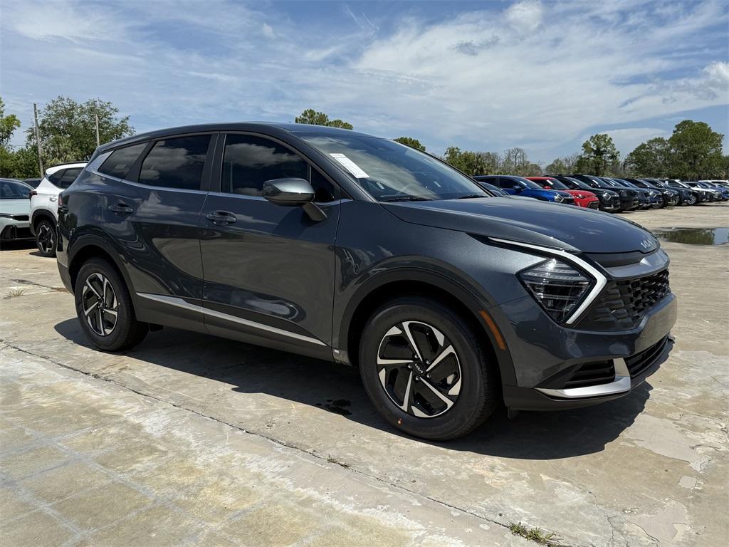 new 2025 Kia Sportage Hybrid car, priced at $30,355