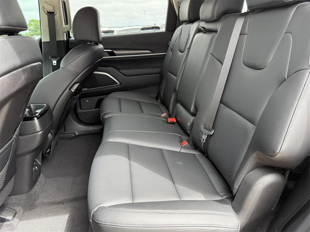 new 2025 Kia Telluride car, priced at $37,620