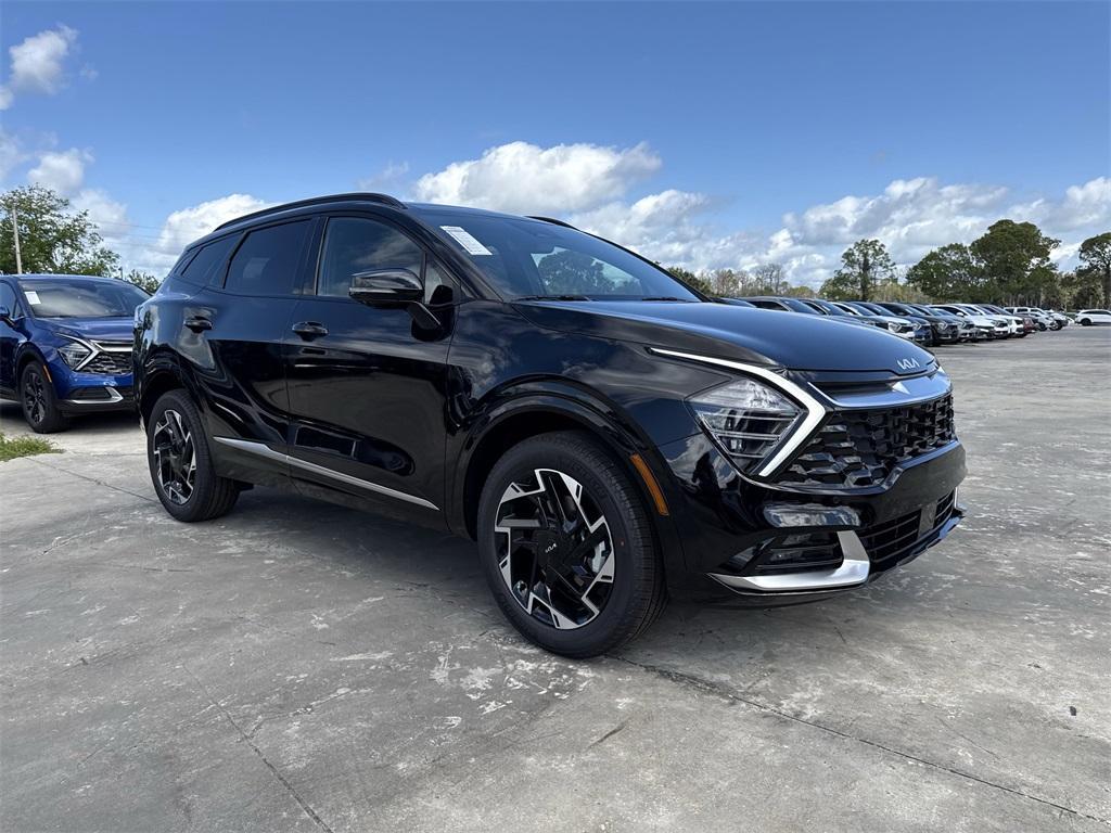 new 2025 Kia Sportage car, priced at $36,810