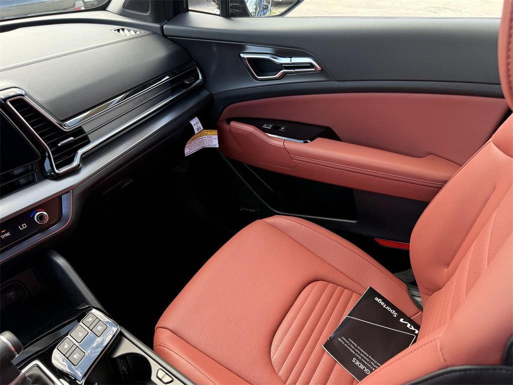 new 2025 Kia Sportage car, priced at $36,810