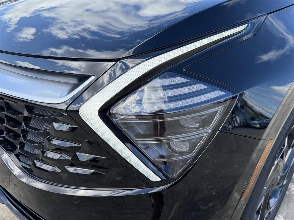 new 2025 Kia Sportage car, priced at $36,810