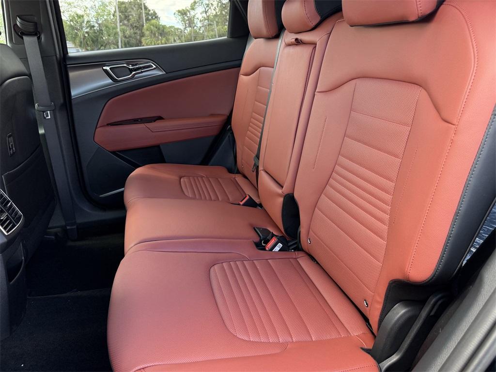 new 2025 Kia Sportage car, priced at $36,810