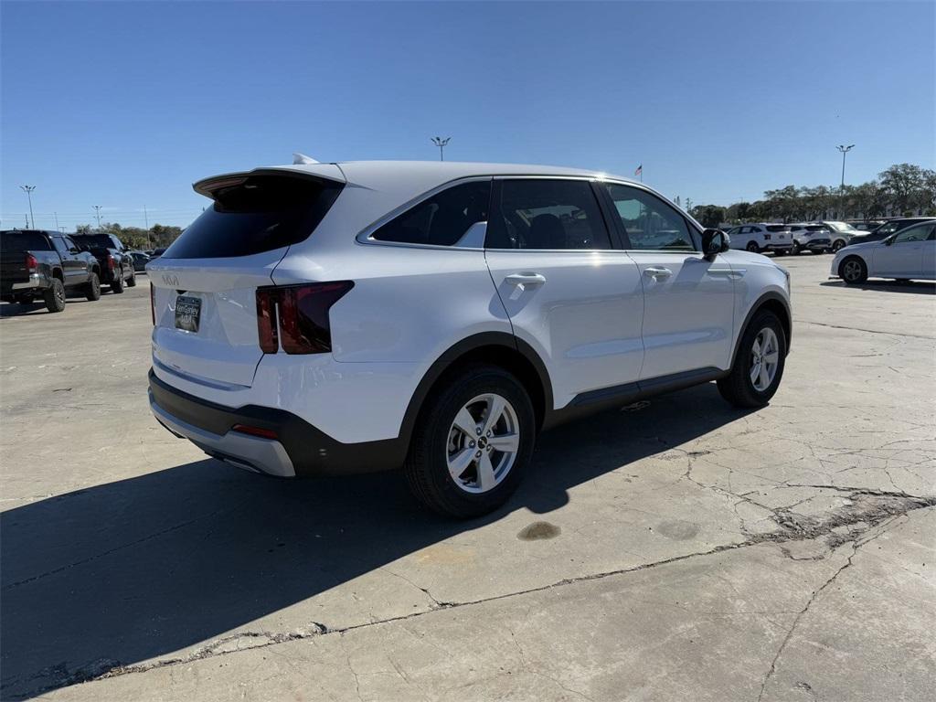 new 2025 Kia Sorento car, priced at $34,125