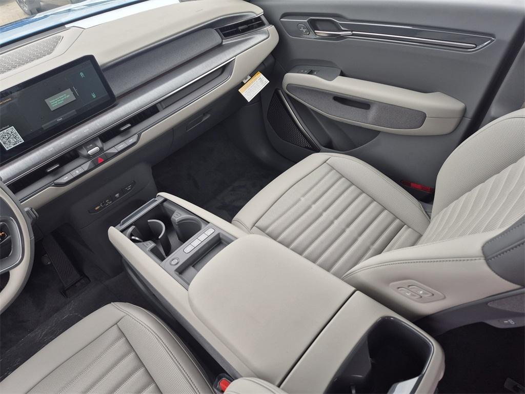 new 2026 Kia EV9 car, priced at $71,500