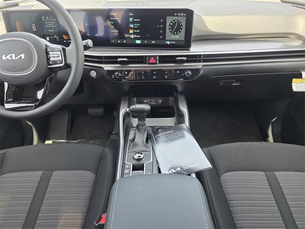 new 2025 Kia Sorento car, priced at $31,630