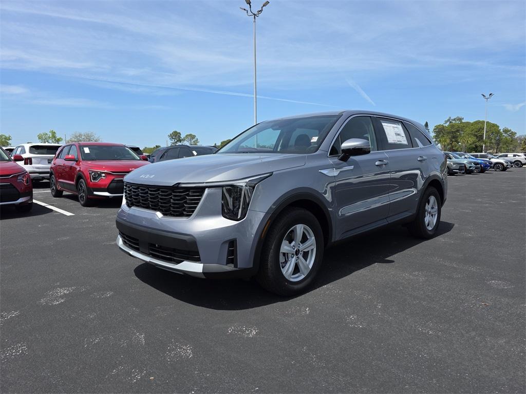 new 2025 Kia Sorento car, priced at $31,630