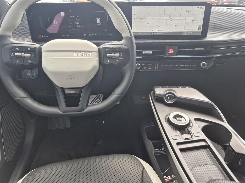 new 2025 Kia EV6 car, priced at $52,143