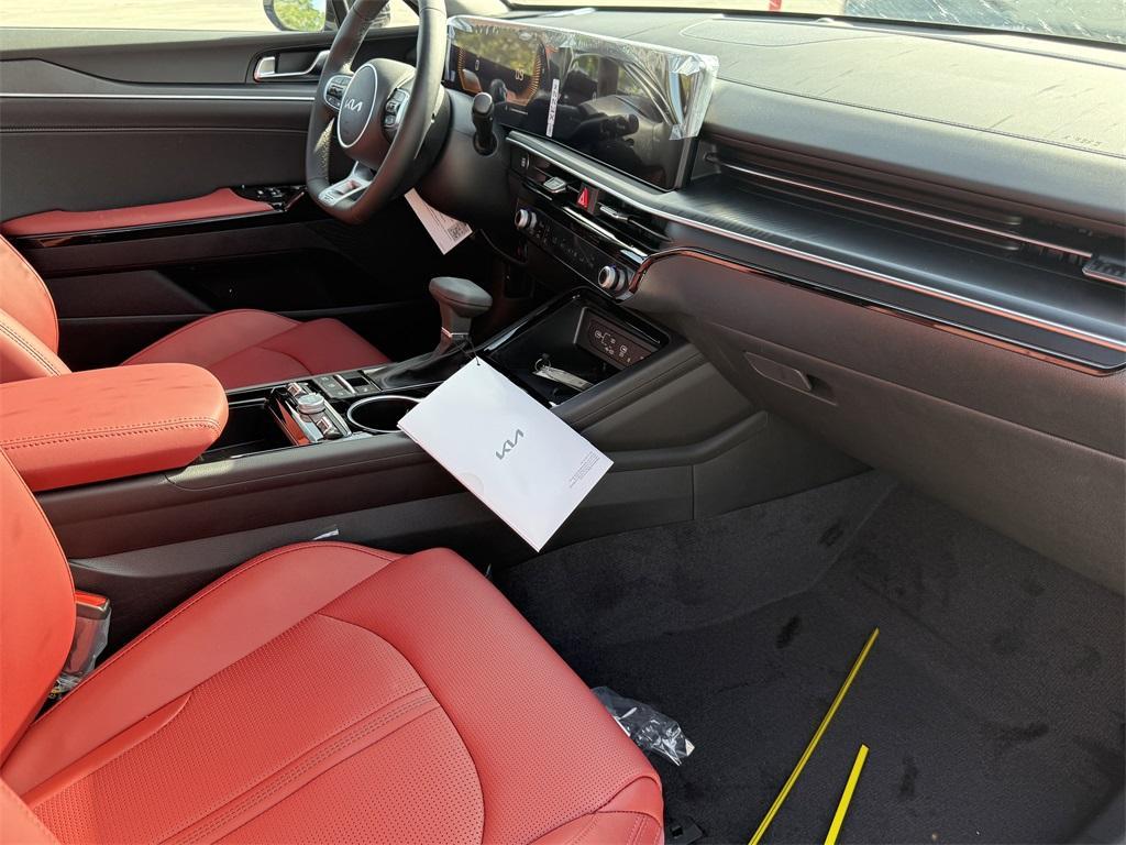 new 2026 Kia K5 car, priced at $30,015