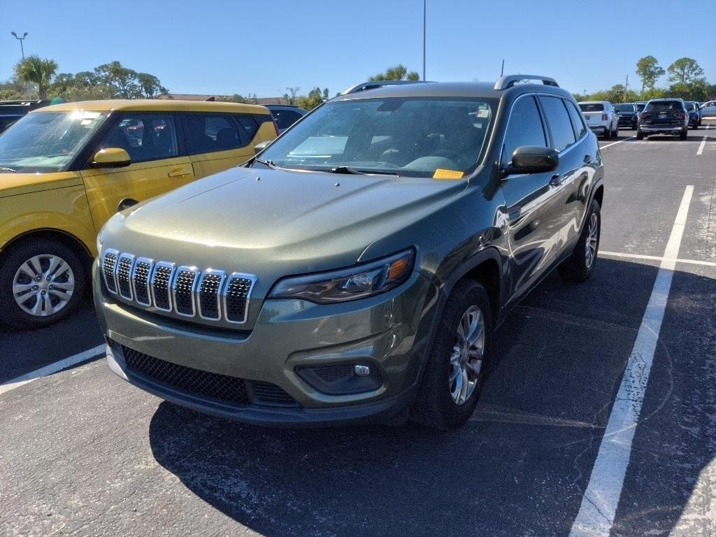 used 2019 Jeep Cherokee car, priced at $11,381
