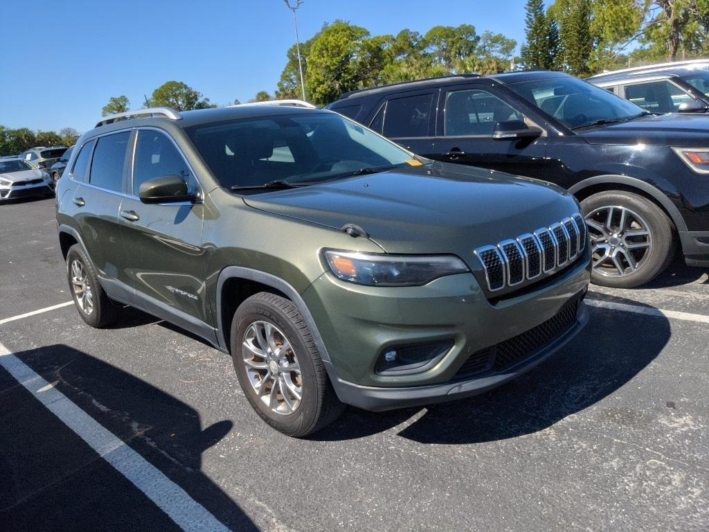 used 2019 Jeep Cherokee car, priced at $11,381
